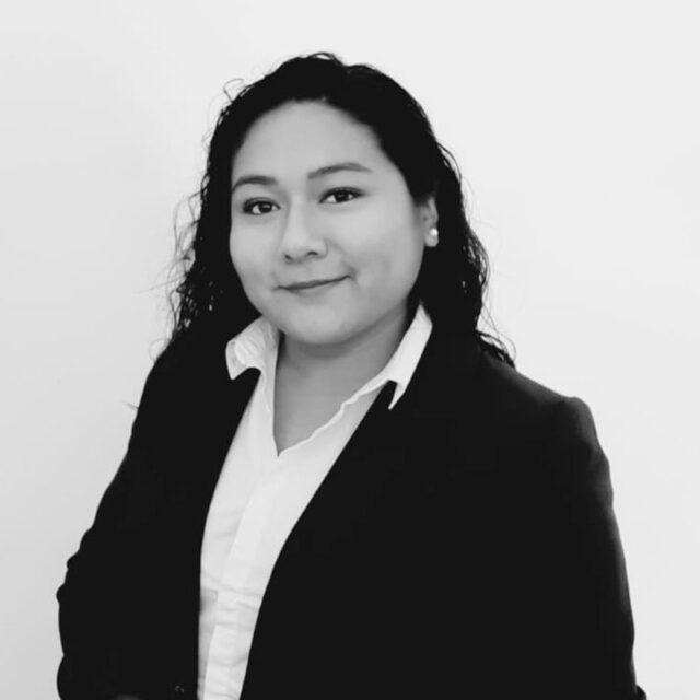 Mercedes diaz, abogada